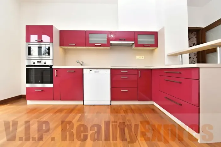 Prodej bytu 3+kk, Praha - Kyje, Břeclavská, 70 m2