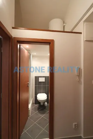 Prodej bytu 1+1, Praha - Smíchov, Tomáškova, 33 m2