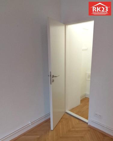 Pronájem bytu 1+1, Cheb, Dlouhá, 36 m2