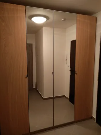 Pronájem bytu 1+kk, Praha - Zličín, Sazovická, 36 m2