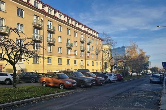 Pronájem bytu 2+1, Praha - Vokovice, Kladenská, 60 m2