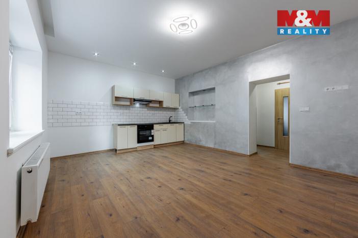 Prodej bytu 2+kk, Karlovy Vary - Stará Role, Závodu míru, 40 m2