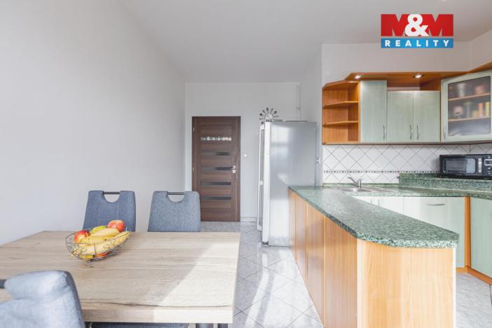 Prodej bytu 3+1, Klatovy - Klatovy V, Plánická, 76 m2