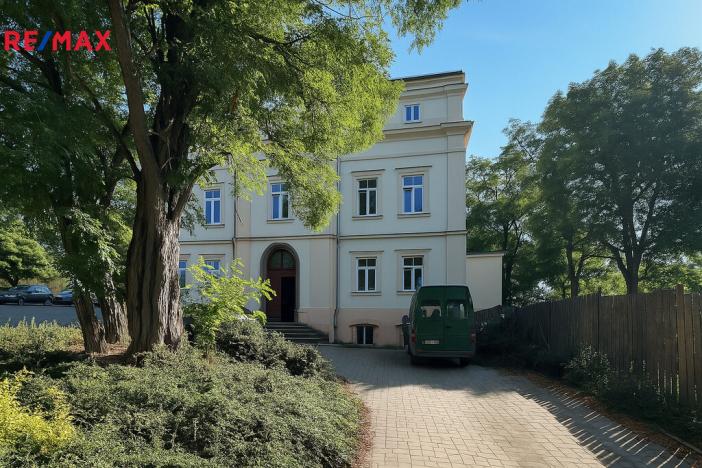 Pronájem rodinného domu, Slaný, 23953 m2