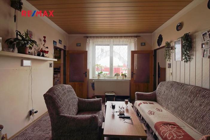 Pronájem bytu 2+kk, Chomutov, Kadaňská, 45 m2