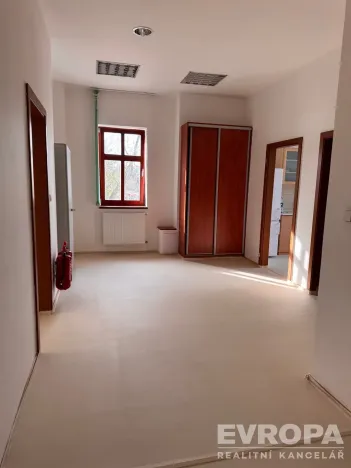 Pronájem kanceláře, Liberec - Liberec II-Nové Město, Chrastavská, 130 m2