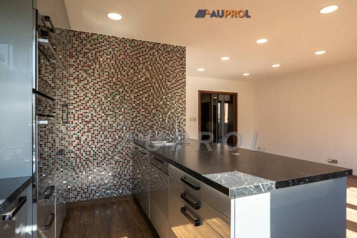 Prodej bytu 3+kk, Praha - Karlín, Molákova, 71 m2