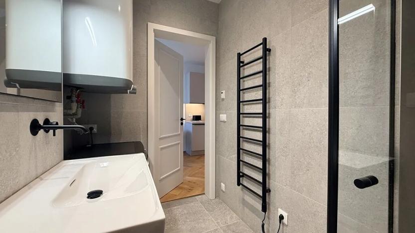 Pronájem bytu 2+kk, Praha - Vršovice, Tolstého, 48 m2