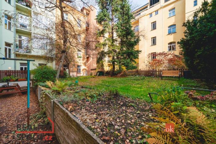 Prodej bytu 3+1, Praha - Karlín, Březinova, 120 m2