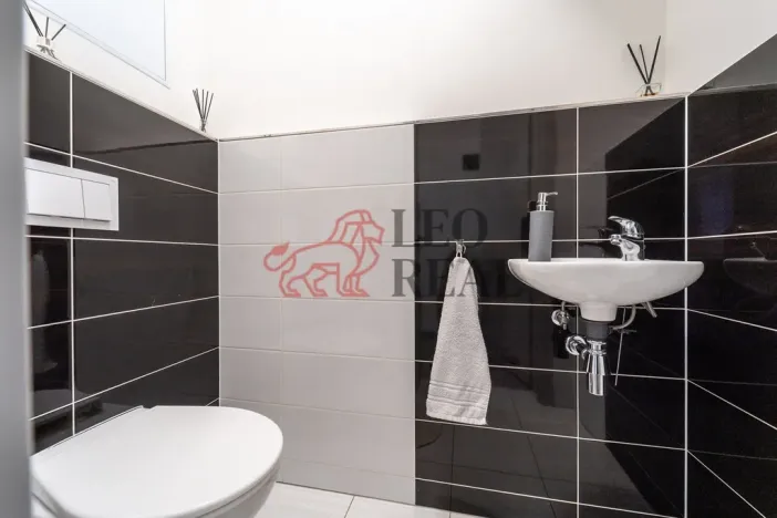 Prodej bytu 3+kk, Praha - Dubeč, Pod Horkami, 74 m2