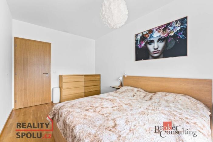 Pronájem bytu 2+kk, Praha - Holešovice, Argentinská, 69 m2