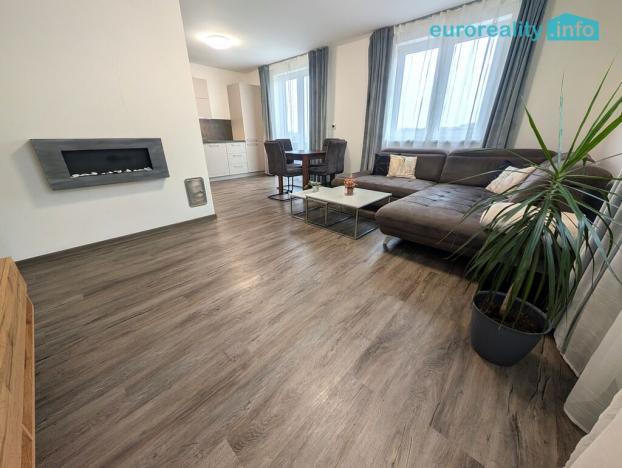 Pronájem bytu 4+kk, Vochov, 81 m2