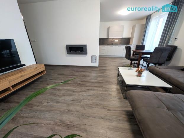 Pronájem bytu 4+kk, Vochov, 81 m2