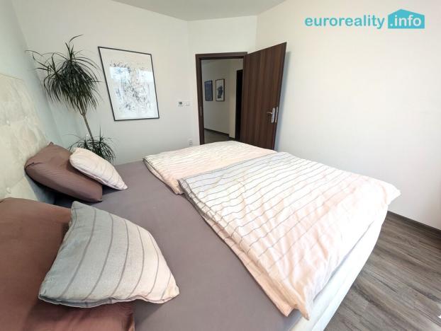 Pronájem bytu 4+kk, Vochov, 81 m2