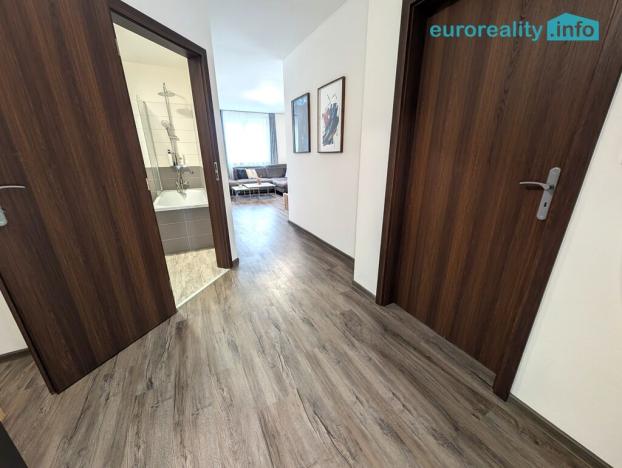 Pronájem bytu 4+kk, Vochov, 81 m2