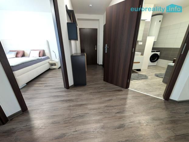 Pronájem bytu 4+kk, Vochov, 81 m2