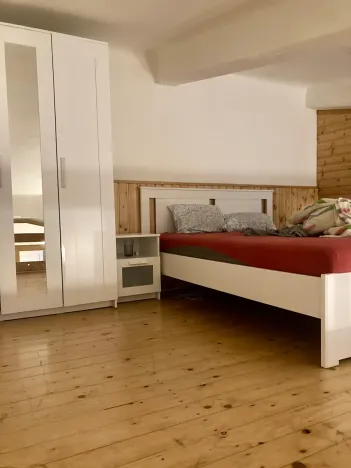 Pronájem bytu 1+1, Praha - Košíře, Vrchlického, 45 m2