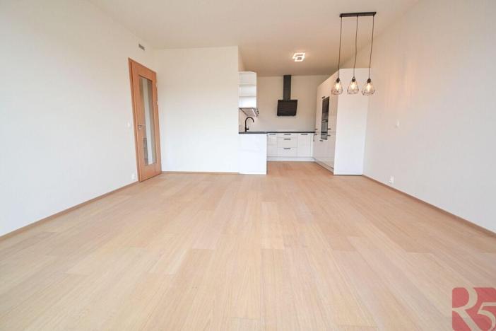 Pronájem bytu 2+kk, Praha - Modřany, Vrátnická, 63 m2