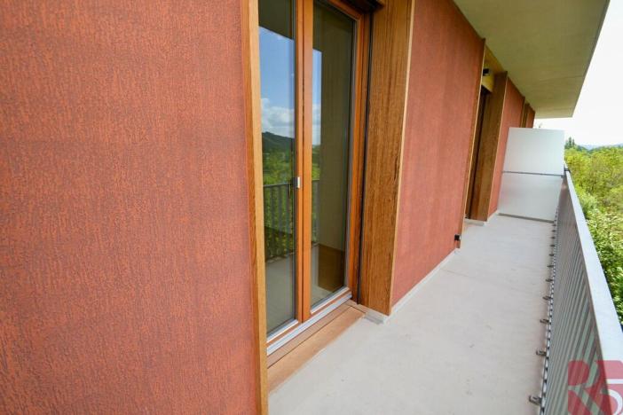 Pronájem bytu 2+kk, Praha - Modřany, Vrátnická, 63 m2