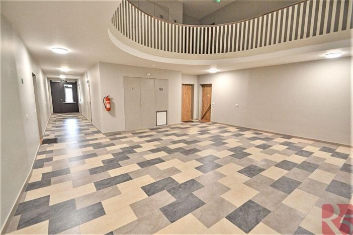 Pronájem bytu 2+kk, Praha - Modřany, Vrátnická, 63 m2