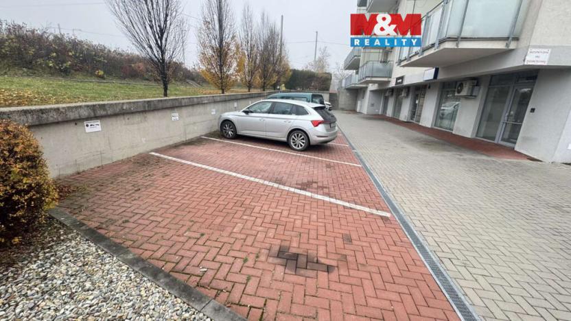 Prodej garážového stání, Olomouc, tř. Míru, 13 m2