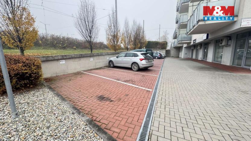 Prodej garážového stání, Olomouc, tř. Míru, 13 m2