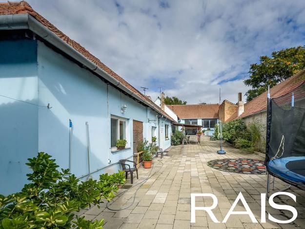 Prodej komerční nemovitosti, Brno, 694 m2