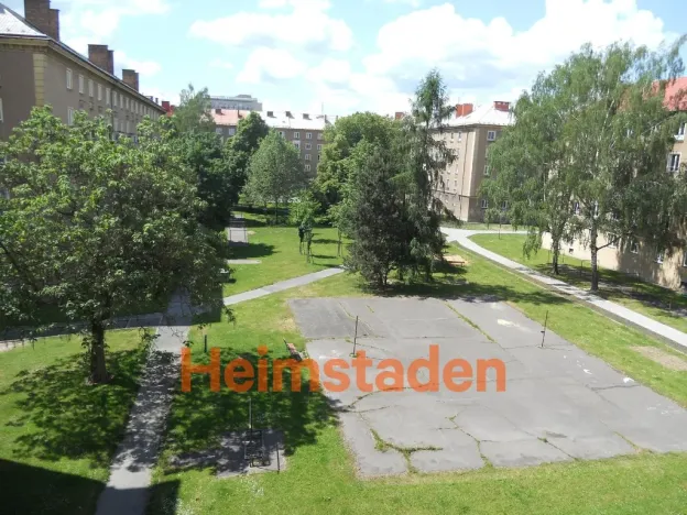 Pronájem bytu 2+1, Ostrava - Poruba, Komenského, 52 m2