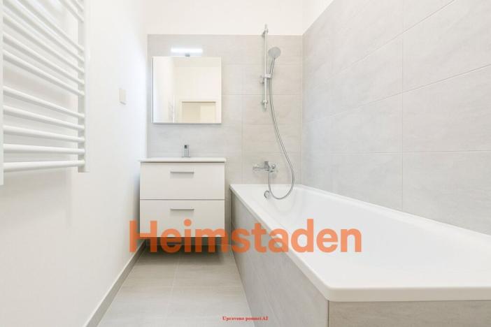 Pronájem bytu 2+1, Ostrava - Poruba, Hlavní třída, 61 m2