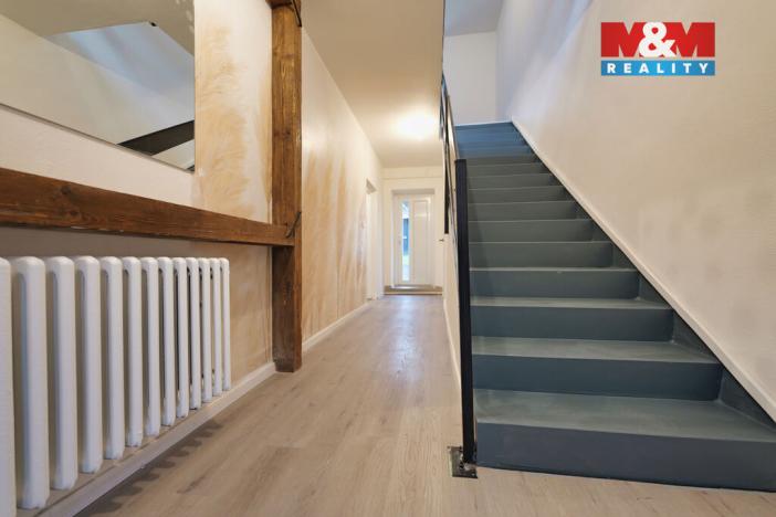 Prodej rodinného domu, Lešany, 160 m2