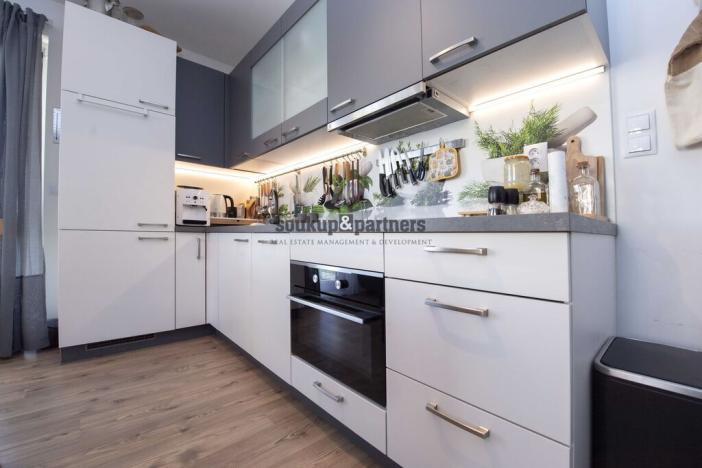 Prodej bytu 2+kk, Horoměřice, T. G. Masaryka, 53 m2