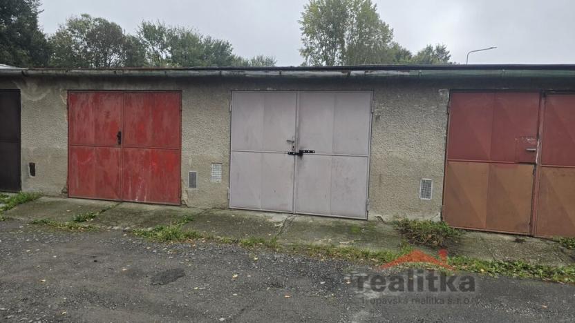 Prodej garáže, Opava, Holasická, 19 m2