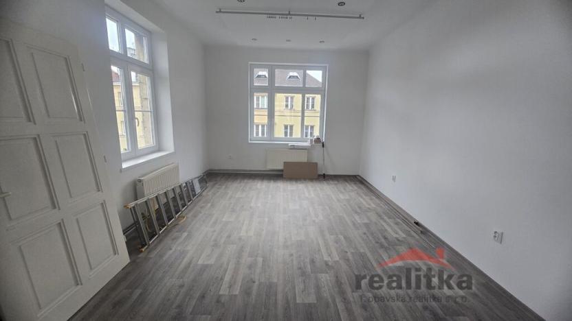 Pronájem bytu 2+kk, Opava - Předměstí, Palackého, 61 m2