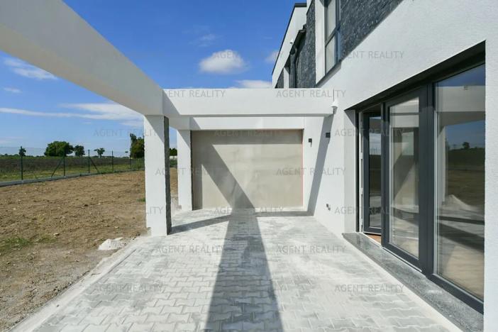 Prodej rodinného domu, Slaný, 312 m2