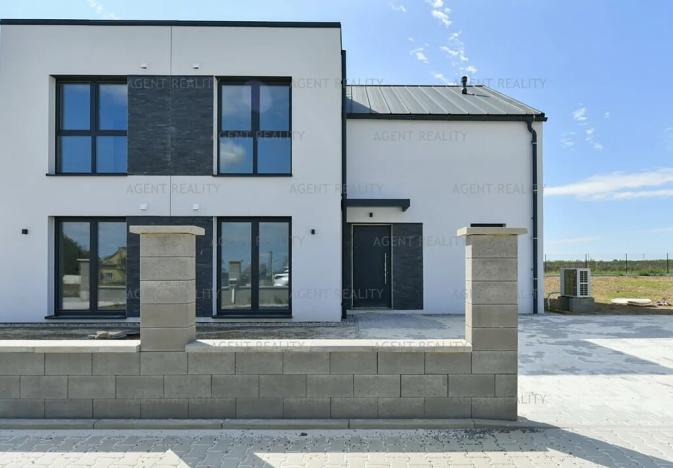 Prodej rodinného domu, Slaný, 312 m2