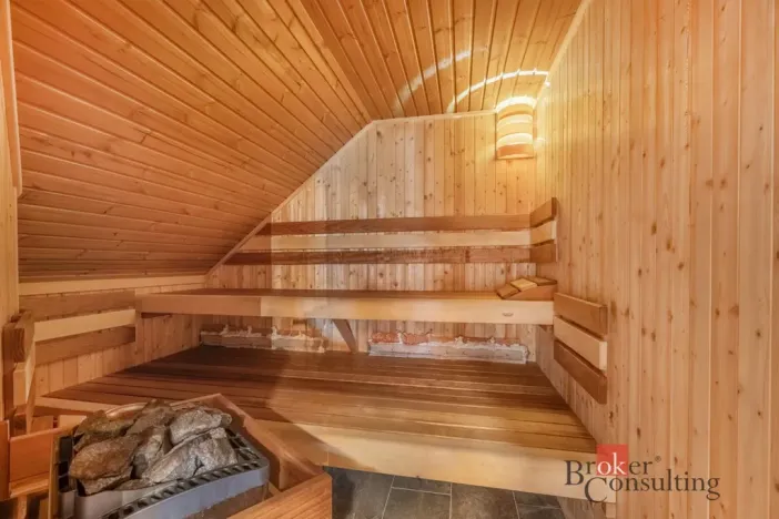 Prodej rodinného domu, Roprachtice, 460 m2