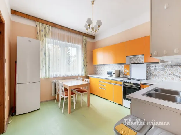 Pronájem bytu 2+1, Praha - Kbely, 65 m2