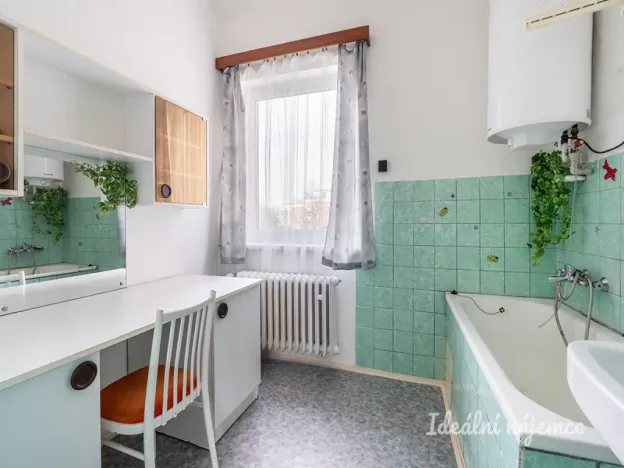 Pronájem bytu 2+1, Praha - Kbely, 65 m2
