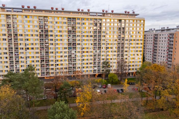 Pronájem bytu 3+1, Praha - Kobylisy, Střekovská, 64 m2