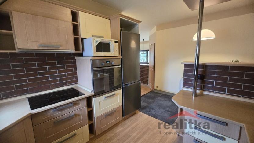 Pronájem bytu 3+kk, Opava, Hořicova, 85 m2