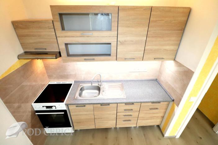 Pronájem bytu 1+kk, Brno - Starý Lískovec, Dunajská, 33 m2