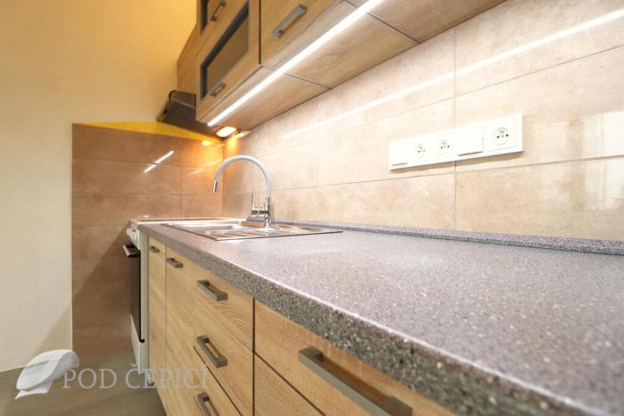 Pronájem bytu 1+kk, Brno - Starý Lískovec, Dunajská, 33 m2