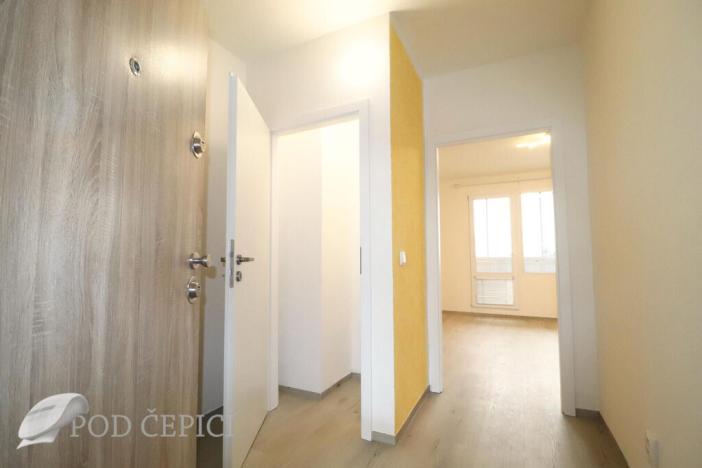 Pronájem bytu 1+kk, Brno - Starý Lískovec, Dunajská, 33 m2