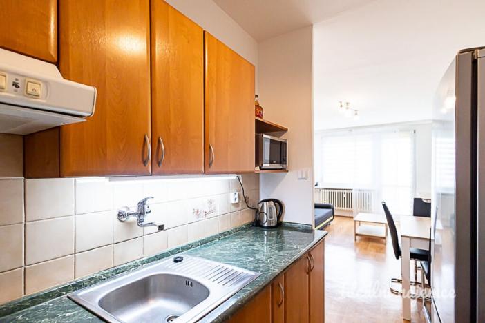 Pronájem bytu 2+kk, Praha - Kobylisy, Šiškova, 45 m2