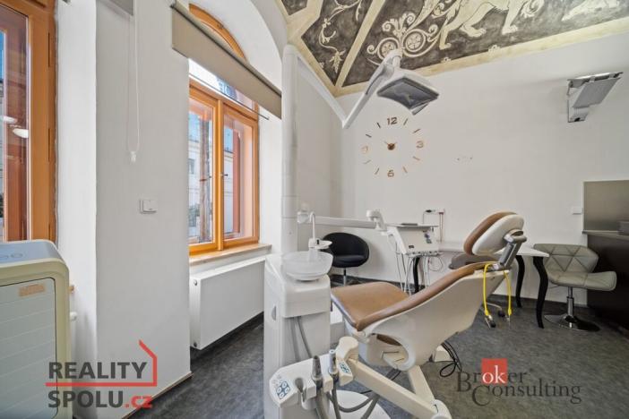 Prodej ordinace, Hradec Králové, Komenského, 134 m2