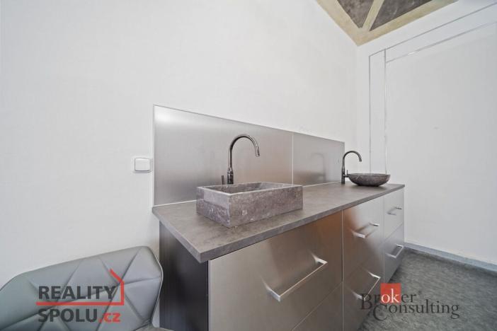 Prodej ordinace, Hradec Králové, Komenského, 134 m2