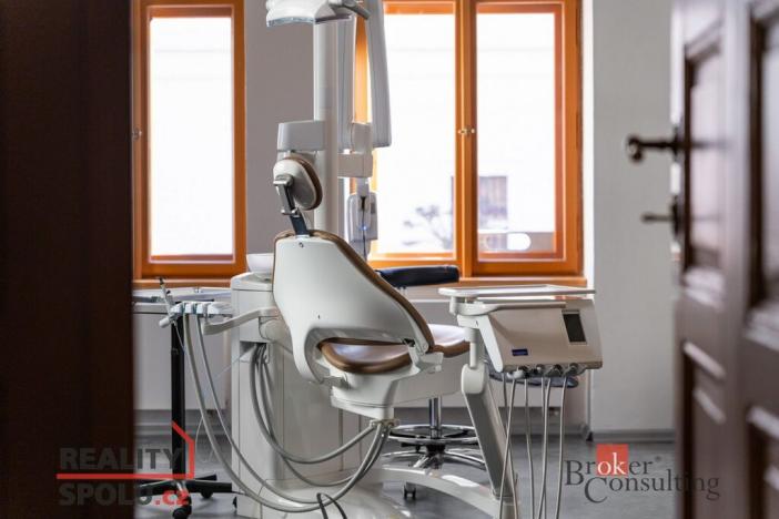 Prodej ordinace, Hradec Králové, Komenského, 134 m2