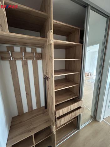 Pronájem bytu 1+kk, Praha - Újezd nad Lesy, Rohožnická, 30 m2