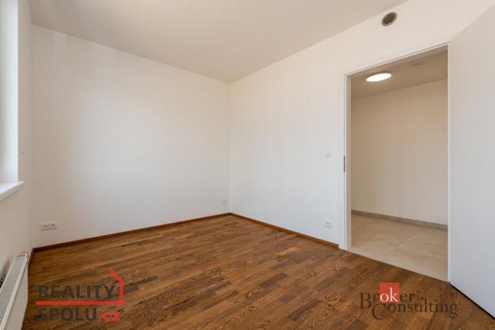 Pronájem bytu 2+kk, Praha - Vysočany, Smržových, 51 m2