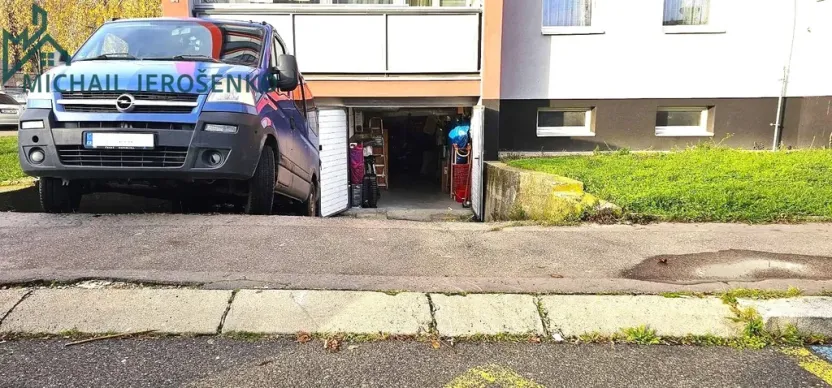 Prodej garáže, Praha, Fryčovická, 16 m2